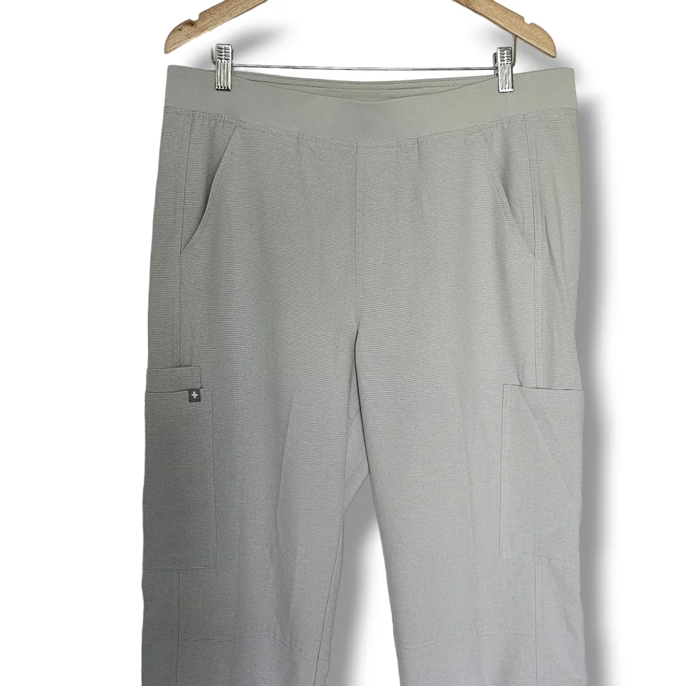 Figs Technical Collection Axim Cargo Uniform Scrub Pant Men Size XL Cream Stripe